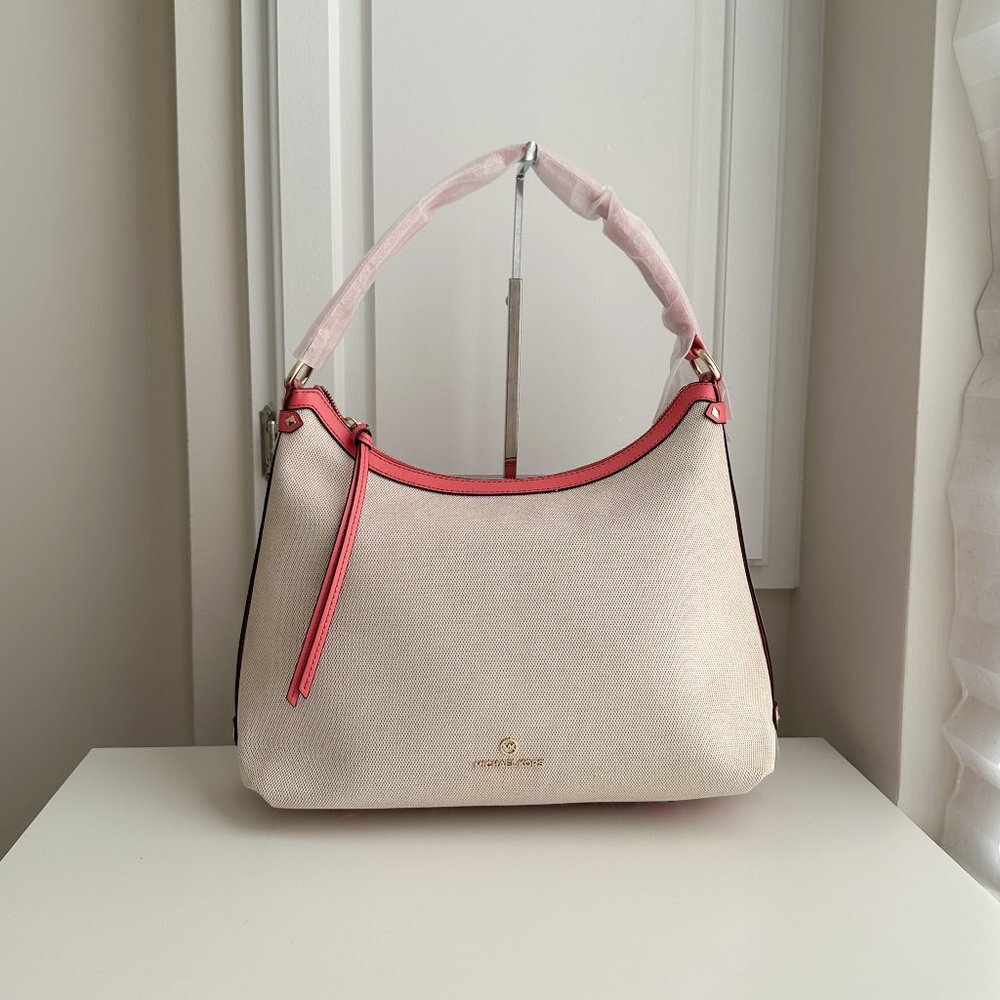 NWT Brand New Michael Kors shoulder bag